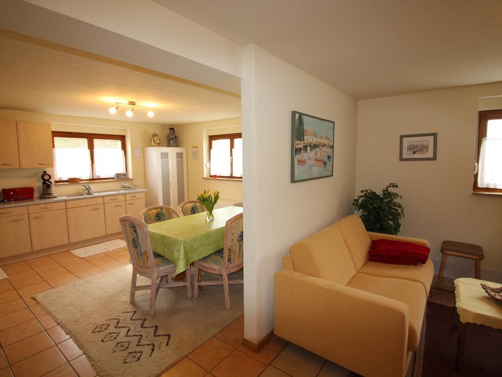 Werner Ferienwohnung คัปเพล-กราเฟินเฮาเซน ภายนอก รูปภาพ